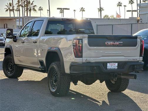 2026 GMC Sierra 2500 AT4