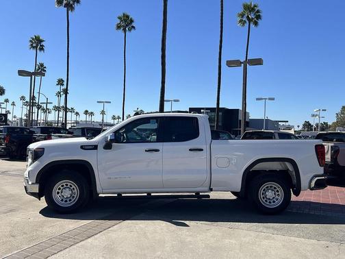 Summit White 2026 GMC Sierra 1500 Pro