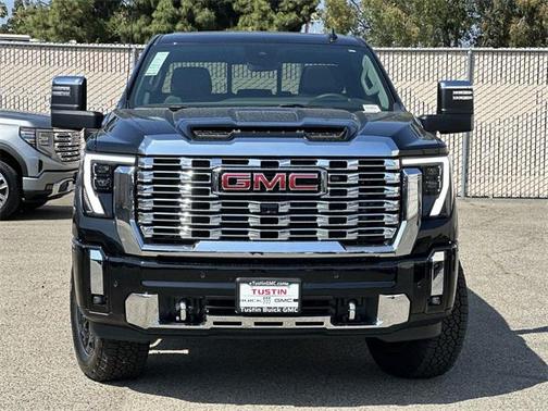 2025 GMC Sierra 2500 Denali