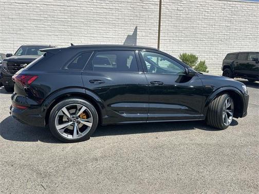 2022 Audi e-tron S Premium Plus