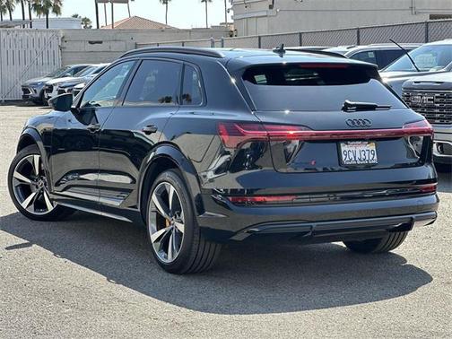2022 Audi e-tron S Premium Plus