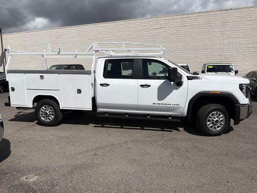 Summit White 2026 GMC Sierra 2500 Pro