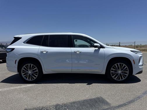 Iridescent White Tricoat 2026 Buick Enclave Avenir FWD