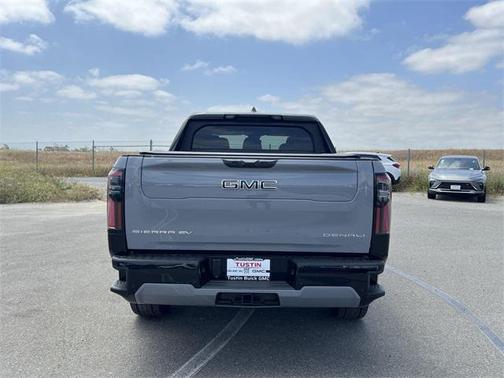 2025 GMC Sierra EV Extended Range Denali