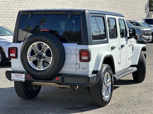 2022 Jeep Wrangler Unlimited Sahara