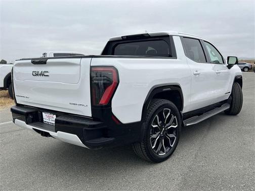 2025 GMC Sierra EV Max Range Denali