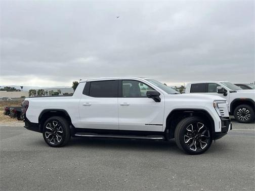 2025 GMC Sierra EV Max Range Denali