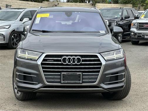 2019 Audi Q7 45 Premium Plus