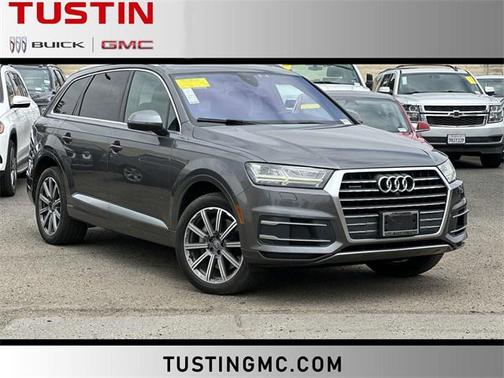 2019 Audi Q7 45 Premium Plus