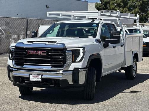 Summit White 2026 GMC Sierra 2500 Pro