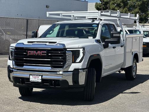 Summit White 2026 GMC Sierra 2500 Pro