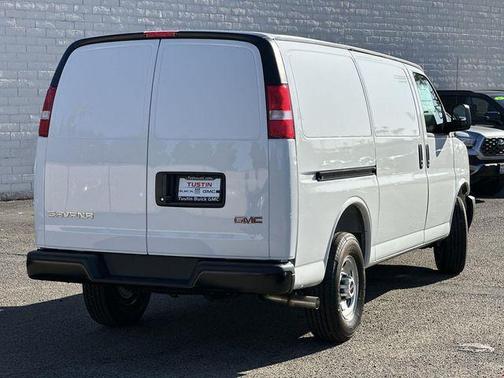 2026 GMC Savana 2500 Work Van