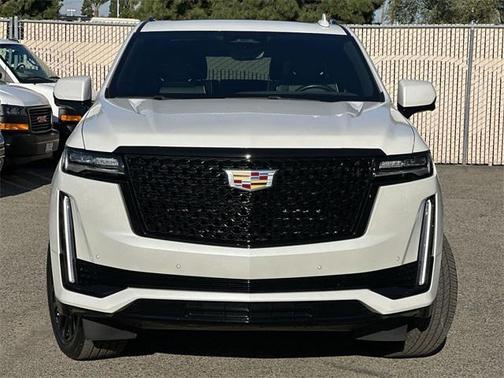 2023 Cadillac Escalade ESV Premium Luxury