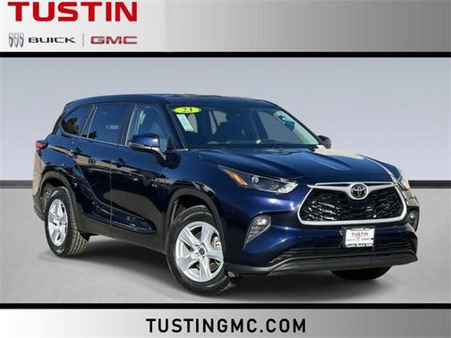 2023 Toyota Highlander LE