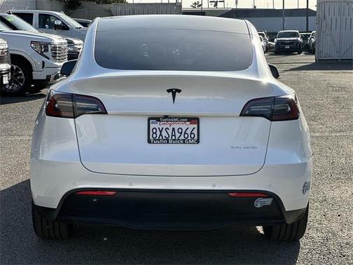 2021 Tesla Model Y Long Range Dual Motor All-Wheel Drive