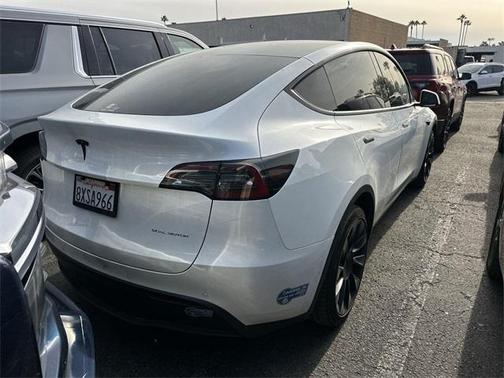 2021 Tesla Model Y Long Range Dual Motor All-Wheel Drive