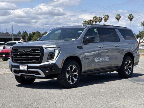Sterling Metallic 2026 GMC Yukon XL 4WD AT4 Ultimate