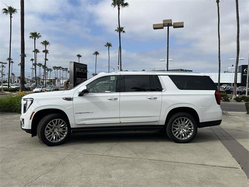 2025 GMC Yukon XL Denali