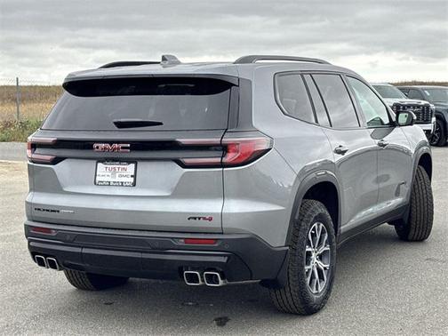 2025 GMC Acadia AWD AT4