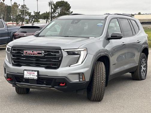 2025 GMC Acadia AWD AT4