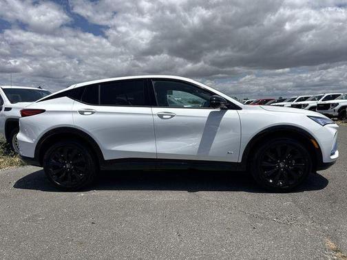 Summit White 2026 Buick Envista Sport Touring FWD