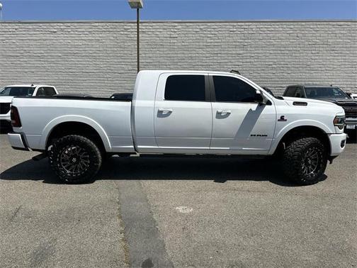 2020 RAM 2500 Laramie Mega Cab 4X4 6'4' Box