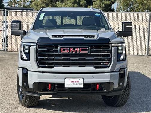 2025 GMC Sierra 2500 AT4