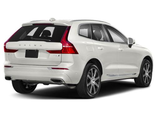 2020 Volvo XC60 Recharge Plug-In Hybrid T8 Momentum