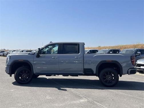 2025 GMC Sierra 2500 AT4
