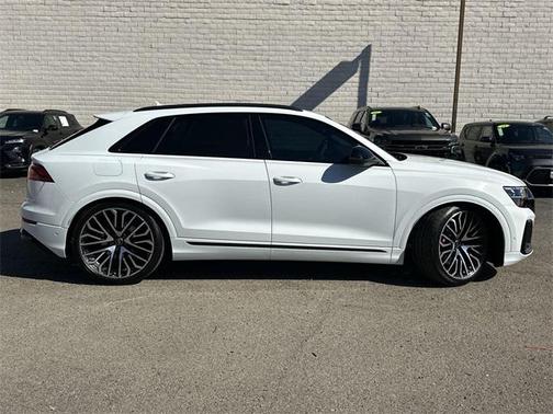 2025 Audi SQ8 4.0T Prestige
