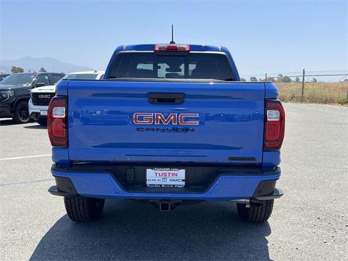 2025 GMC Canyon Elevation