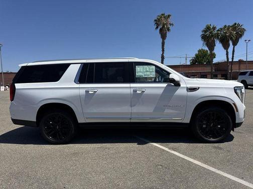 Summit White 2026 GMC Yukon XL Denali