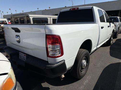 Bright White Clearcoat 2022 RAM 2500 Tradesman Crew Cab 4x2 6'4' Box