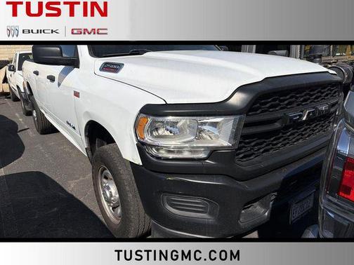 Bright White Clearcoat 2022 RAM 2500 Tradesman Crew Cab 4x2 6'4' Box