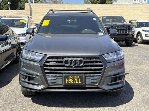 Samurai Gray Metallic 2018 Audi Q7 2.0T Premium Plus