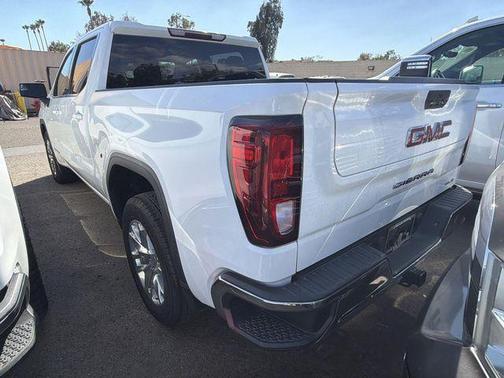 Summit White 2021 GMC Sierra 1500 SLE