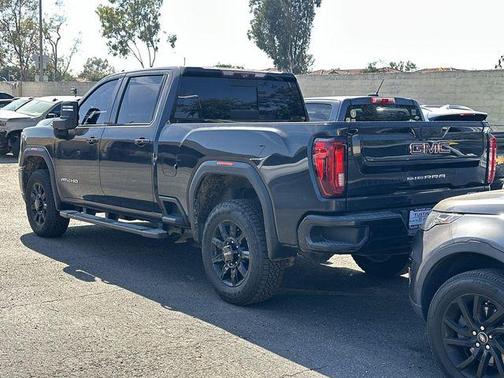 Carbon Black Metallic 2020 GMC Sierra 2500 AT4