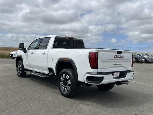 2025 GMC Sierra 2500 Denali