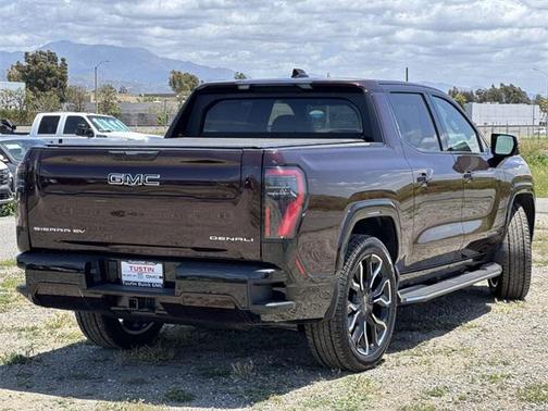 2025 GMC Sierra EV Max Range Denali