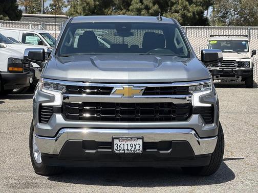 Sterling Gray Metallic 2024 Chevrolet Silverado 1500 LT