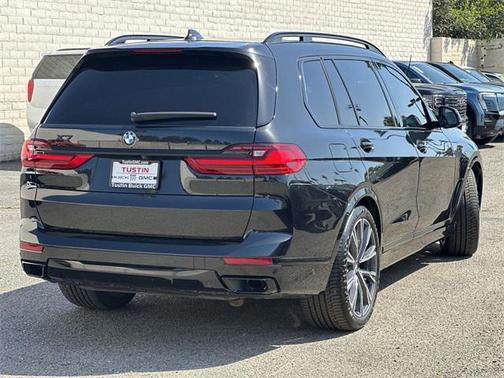 2022 BMW X7 xDrive40i