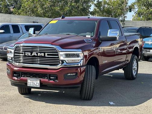 2023 RAM 2500 Laramie Crew Cab 4x4 6'4' Box