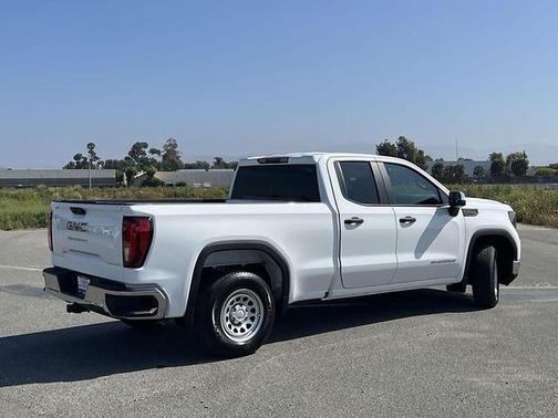 Summit White 2026 GMC Sierra 1500 Pro