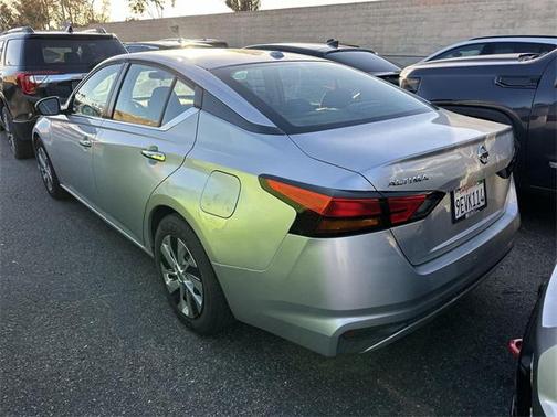 2020 Nissan Altima S FWD