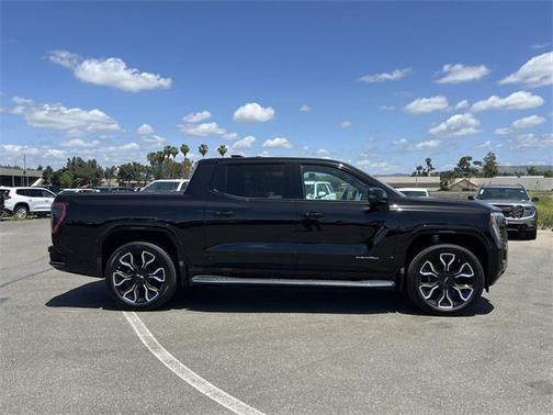 2025 GMC Sierra EV Extended Range Denali