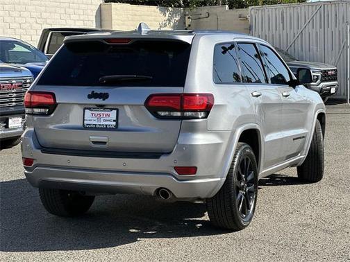 2018 Jeep Grand Cherokee Altitude