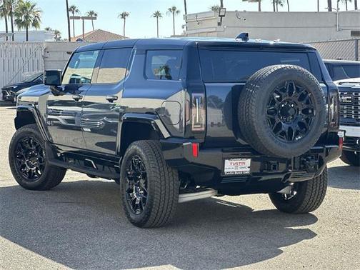 2025 GMC HUMMER EV SUV 2X