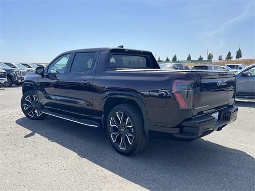 2025 GMC Sierra EV Extended Range Denali