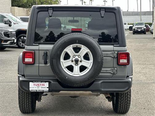 2022 Jeep Wrangler Unlimited Sport