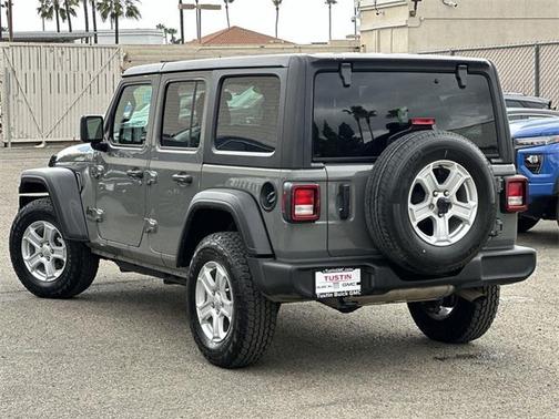 2022 Jeep Wrangler Unlimited Sport
